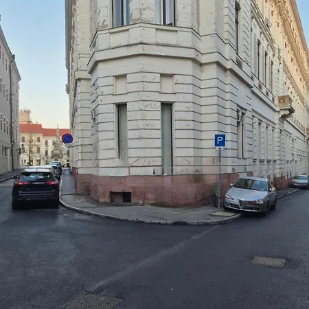 Behome Pécs